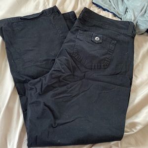 Women’s black dress pant 20wp